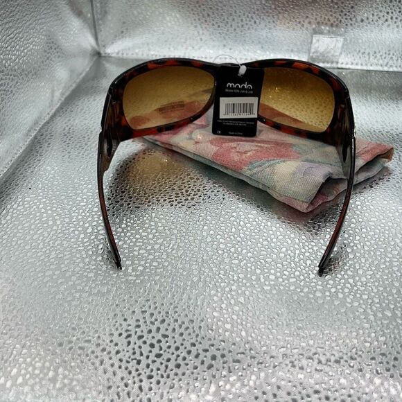 Modo Oversized Sunglasses Women’s Engraved Arms Brown UV 400 100% Eye Protection - Picture 5 of 6
